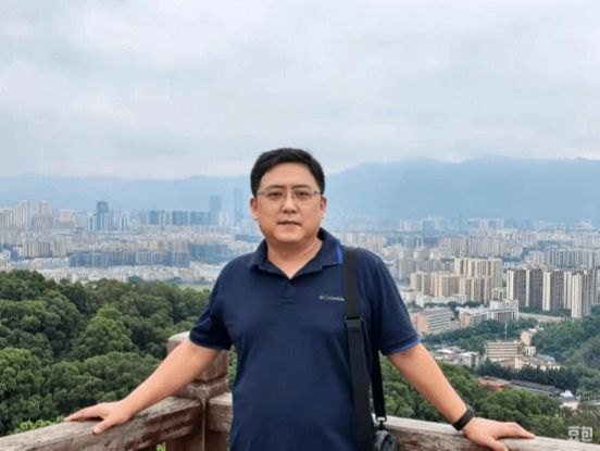 徐希炜